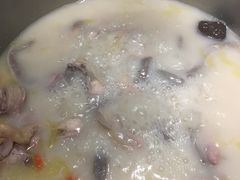 -洪氏嗨捞·猪肚鸡火锅(阳光天地店)