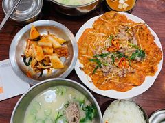 牛肉雪浓汤-神仙雪浓汤(明洞店)