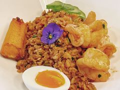 -mordew加州日记西餐&小酒馆(新天地店)