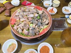 -阿婆情腊排骨火锅(金虹路店)