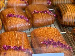 -VERIE BAKEHOUSE