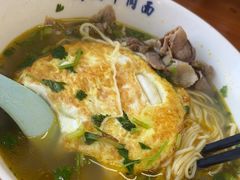 -钢阳酸菜红烧牛肉面(季乐路店)