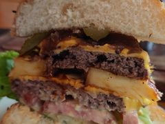 -FAT COW(虹梅路店)