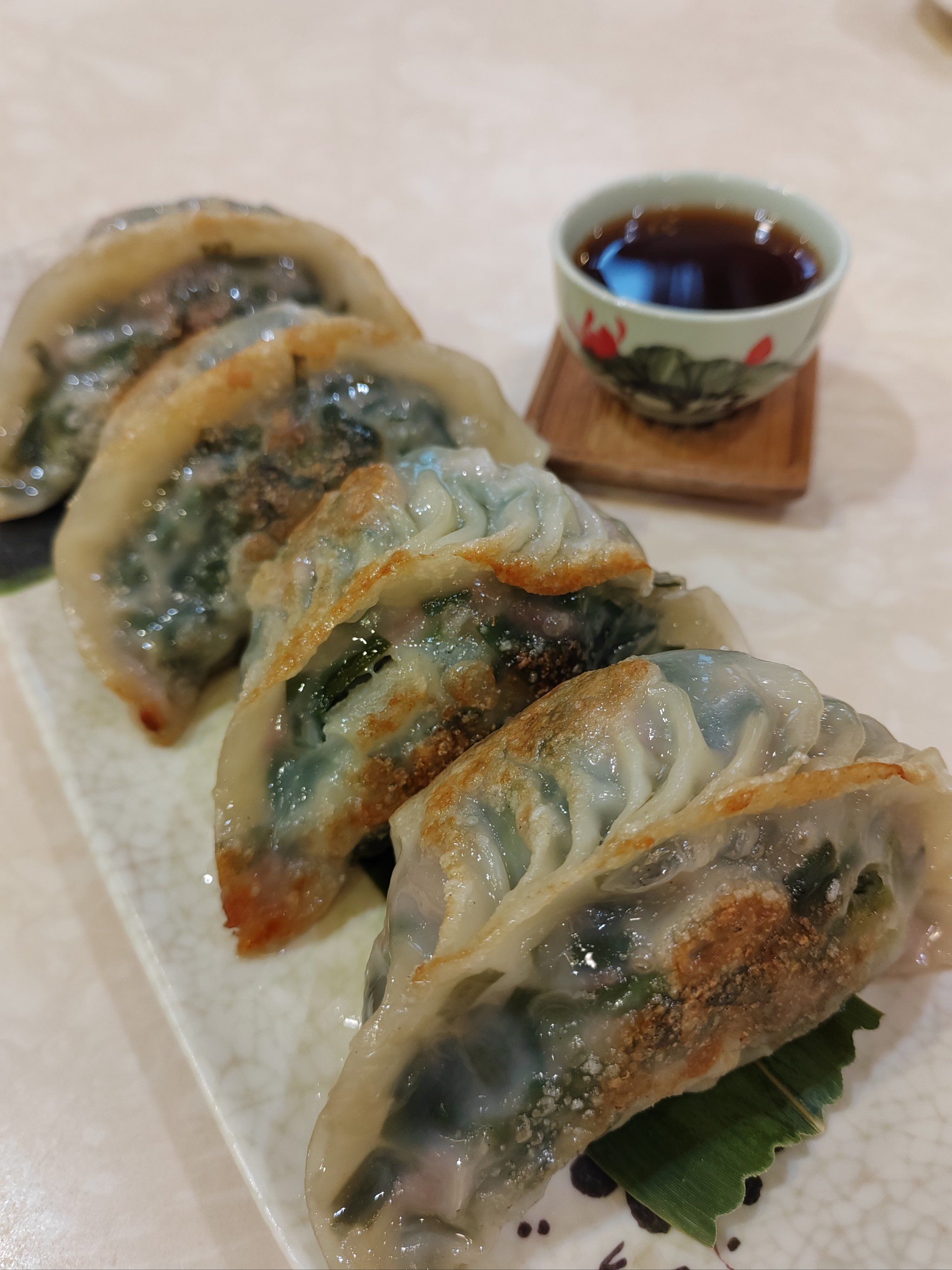 分享香煎韭菜饺!