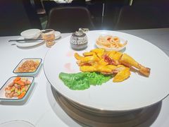 -领鲜天下·焗海鲜·花胶鸡(天目里店)