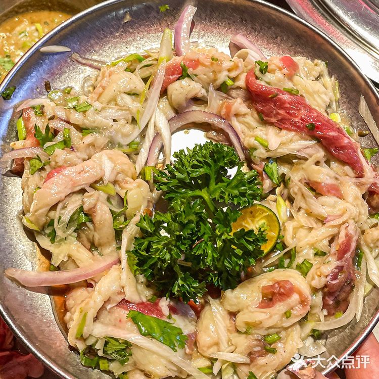 南京的姐妹给我冲！这口麻酱烤肉真的绝了