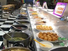 自助取餐区-梦航彩虹之约自助餐厅(华府天地店)