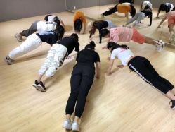 -STAR舞蹈工作室