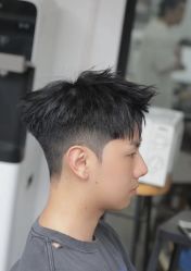 -米娜男士新国潮理发馆