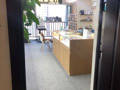 -视野联行眼镜·蔡司·控优点授权(长白万象汇店)