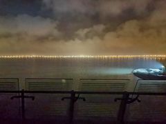 -上海滴水湖皇冠假日酒店