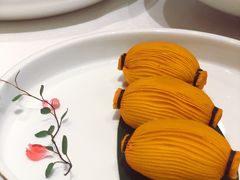 猫山王榴莲酥-东富酒家(龙湖西溪天街店)