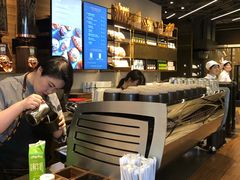 -星巴克(港汇1号办公楼店)