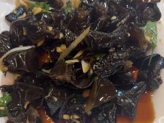 -人民公社铁锅炖·东北菜(卫国道店)