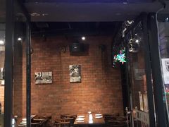 门面-1886德国汽车餐厅(外滩十六铺码头店)