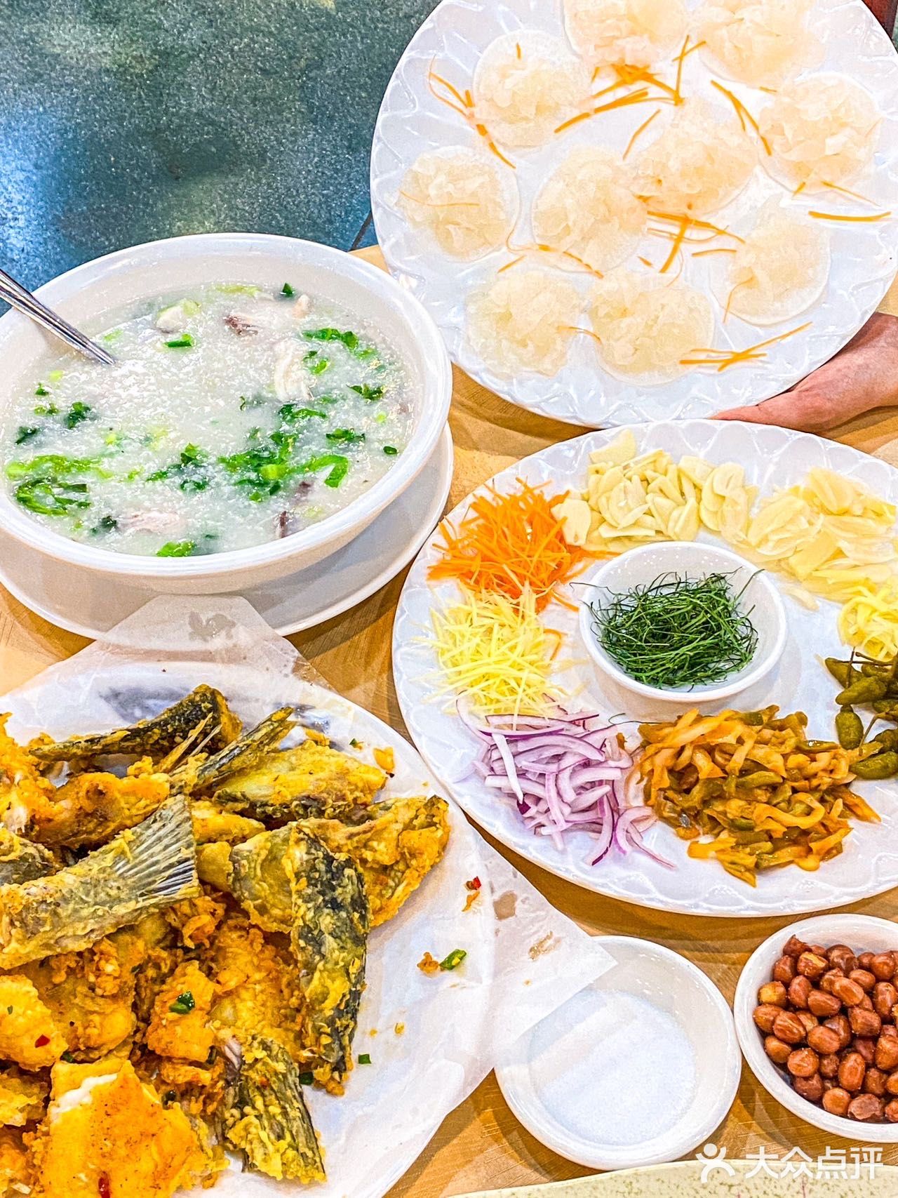 顺德‼️就是要吃人多的小店... 