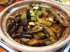 鱼香茄子煲-满圆薄春饼(新世纪店)