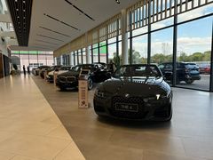 -上海宝宁宝马4S店