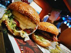 -The Habit Burger Grill 哈比特汉堡(复兴soho店)
