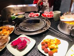 -海吃海喝海鲜烤肉炭火主题自助餐(朝阳店)