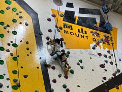 -问山MountQuest攀岩馆