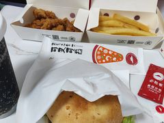 -必胜客(大观天地店)