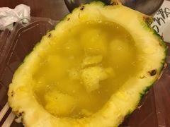-志龙皇冠吃货椰子铺