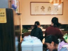 大堂-大众餐馆(植物园美食街店)