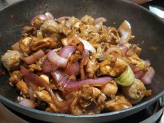 -胡须佬鸡煲四季火锅店(石厦西村直营店)
