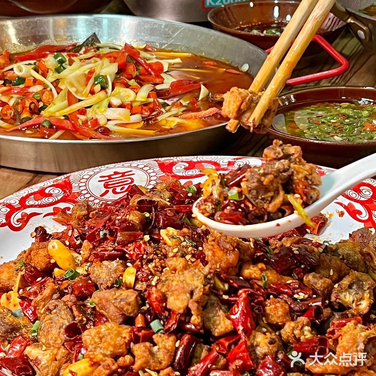 我服了!居然被一口豆花烤鱼拿捏住了!