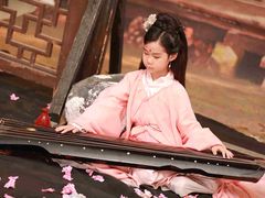 -九月鹰飞汉服摄影工作室