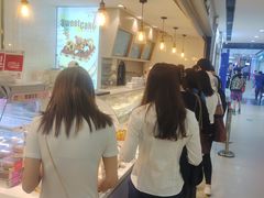 等位区-BreadTalk面包新语·烘焙蛋糕(海珠丽影广场店)