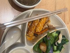 -素满香·全民食养自助(长宁龙之梦店)