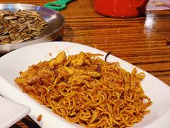 -蚝堡海鲜·威海菜·海肠捞饭·烧烤·亚洲吃蚝公司(幸福门店)