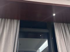 -上海龙之梦万丽酒店