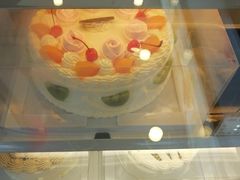 -红宝石·鲜奶小方·海派西点房(丰庄店)