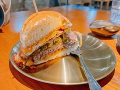 火烤墨西哥鲜椒牛肉汉堡-魏斯理汉堡(西安沣东吾悦店)