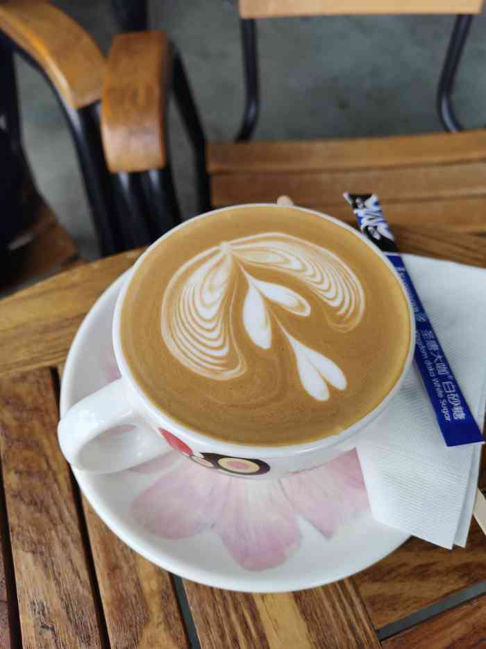 圣唐国际-"今天准备清静一下,就找了个人少的地方,点.