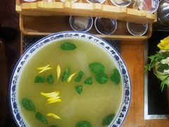 -桥馫源蒙自过桥米线(蒙自店)