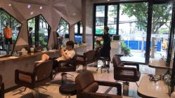 -PE SALON