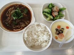 -浦东图书馆读者餐厅