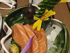 -8PINTS八品脱·日料·烧鸟·精酿小酒馆(莘庄店)