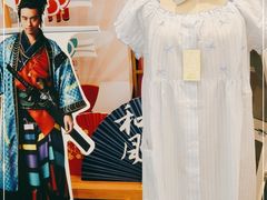 -梅龙镇广场