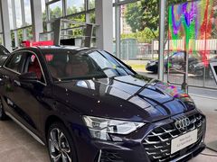 -深圳锦龙奥迪4S店(前海店)