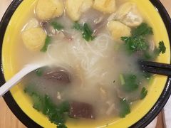 老鸭粉丝汤-龙咆汤包·手工现包小笼(拱北口岸店)