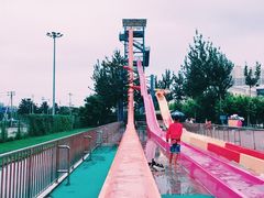 -欢乐水魔方水世界