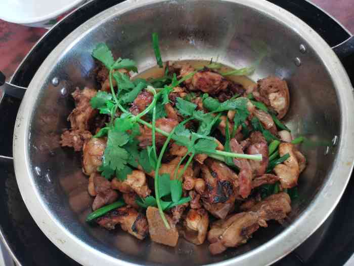 华仔土鸡店(平洲店)-"说句实话!我挺不理解这家店为什么就这么火.