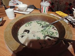 -咕嘟草帽鱼·牛奶一样的鲜鱼汤(包河万达广场创始店)