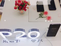 -华为授权体验店(中山公园来福士)