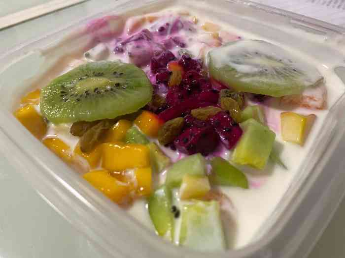 仲鲜生水果捞(机场万达店)-"我是比较喜欢吃水果的,这个水果捞还是物